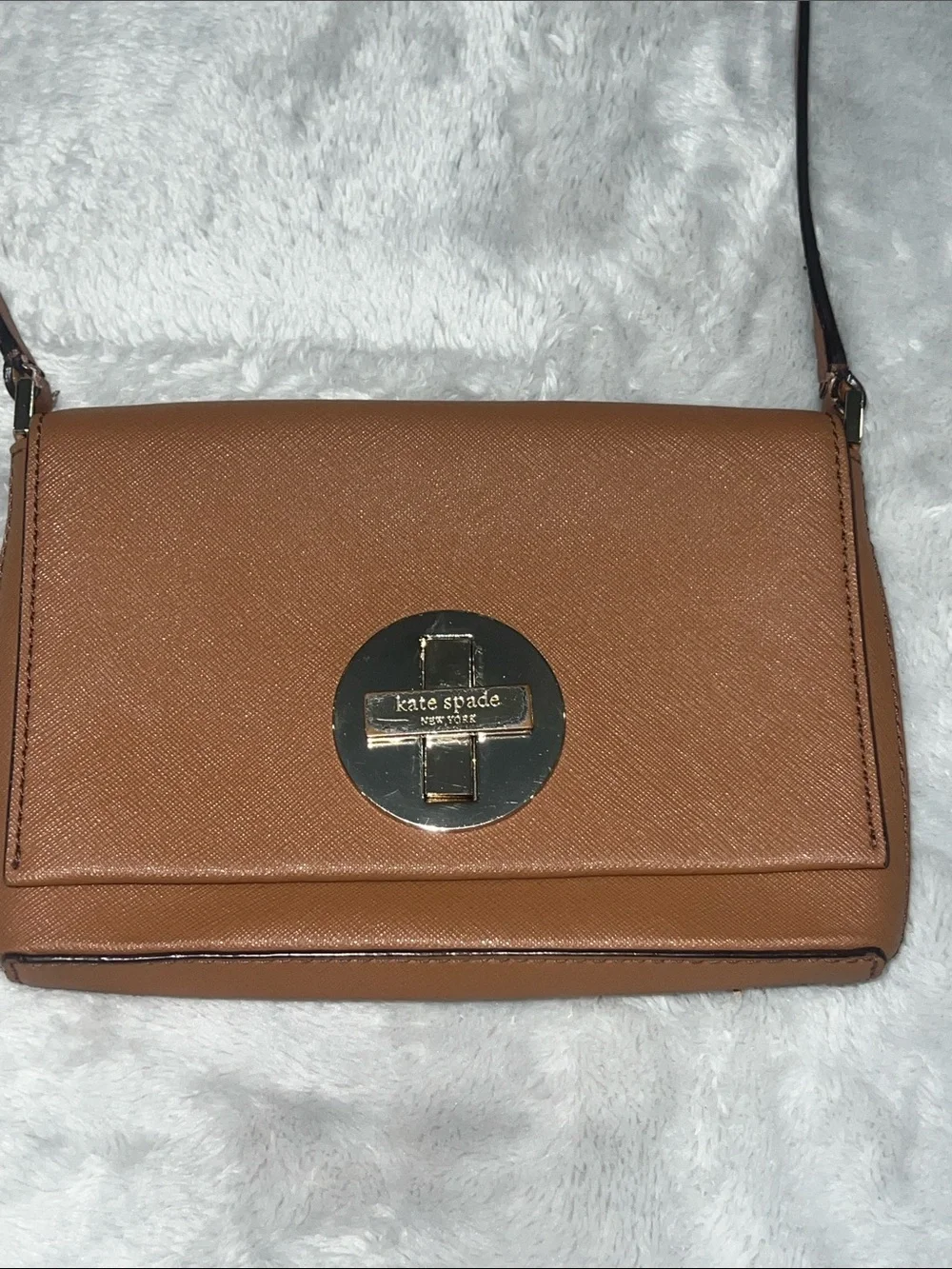 Kate Spade New York Naomi Leather Crossbody Bag in pebble brown with turn lock